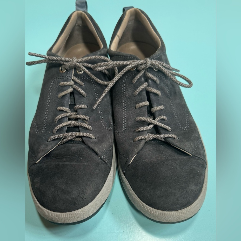Blue Suede Shoes